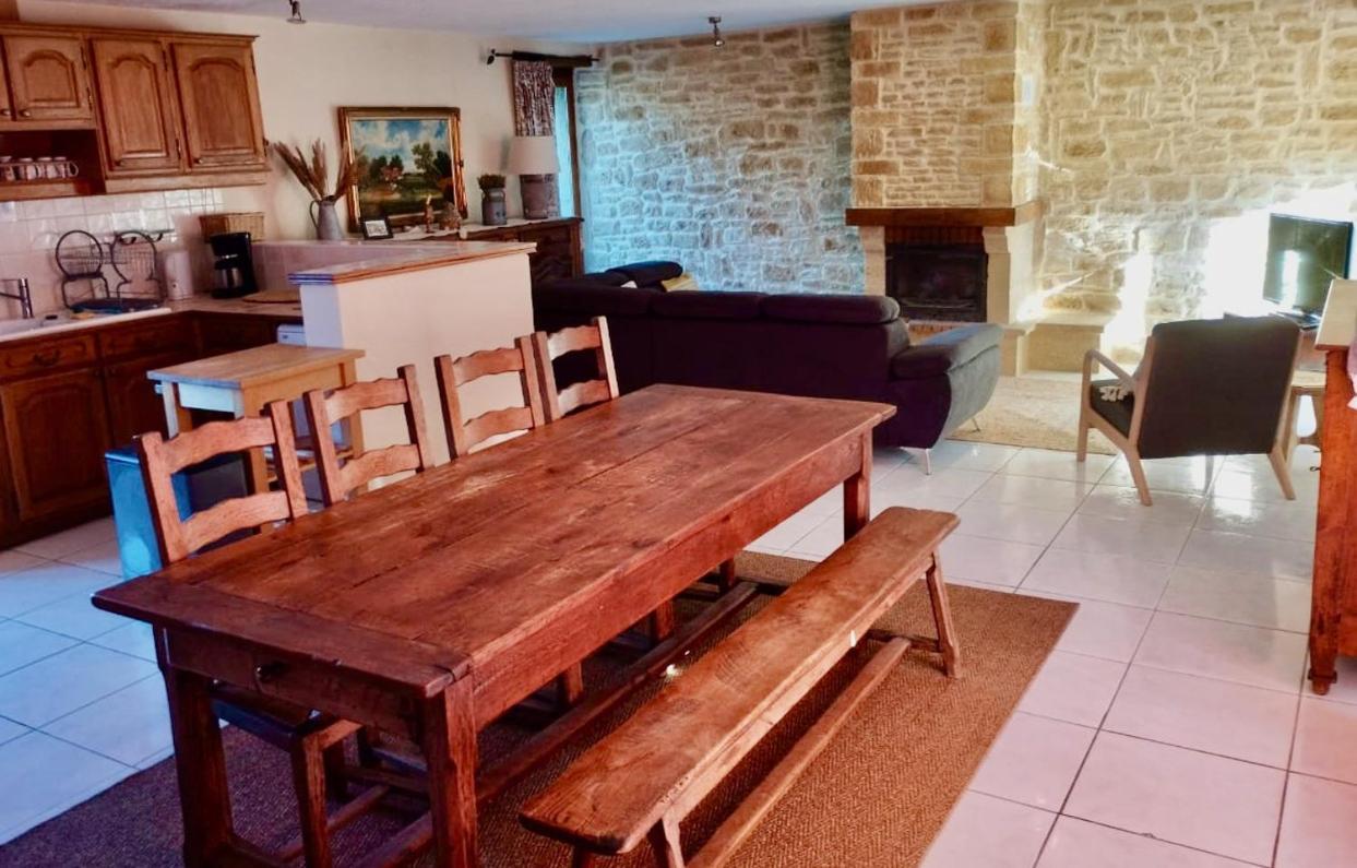 La Vieille Ferme: Superbe Complexe De 3 Gites En Pierre Avec Piscine Au Coeur Du Perigord Noir Saint-Genies Exterior foto